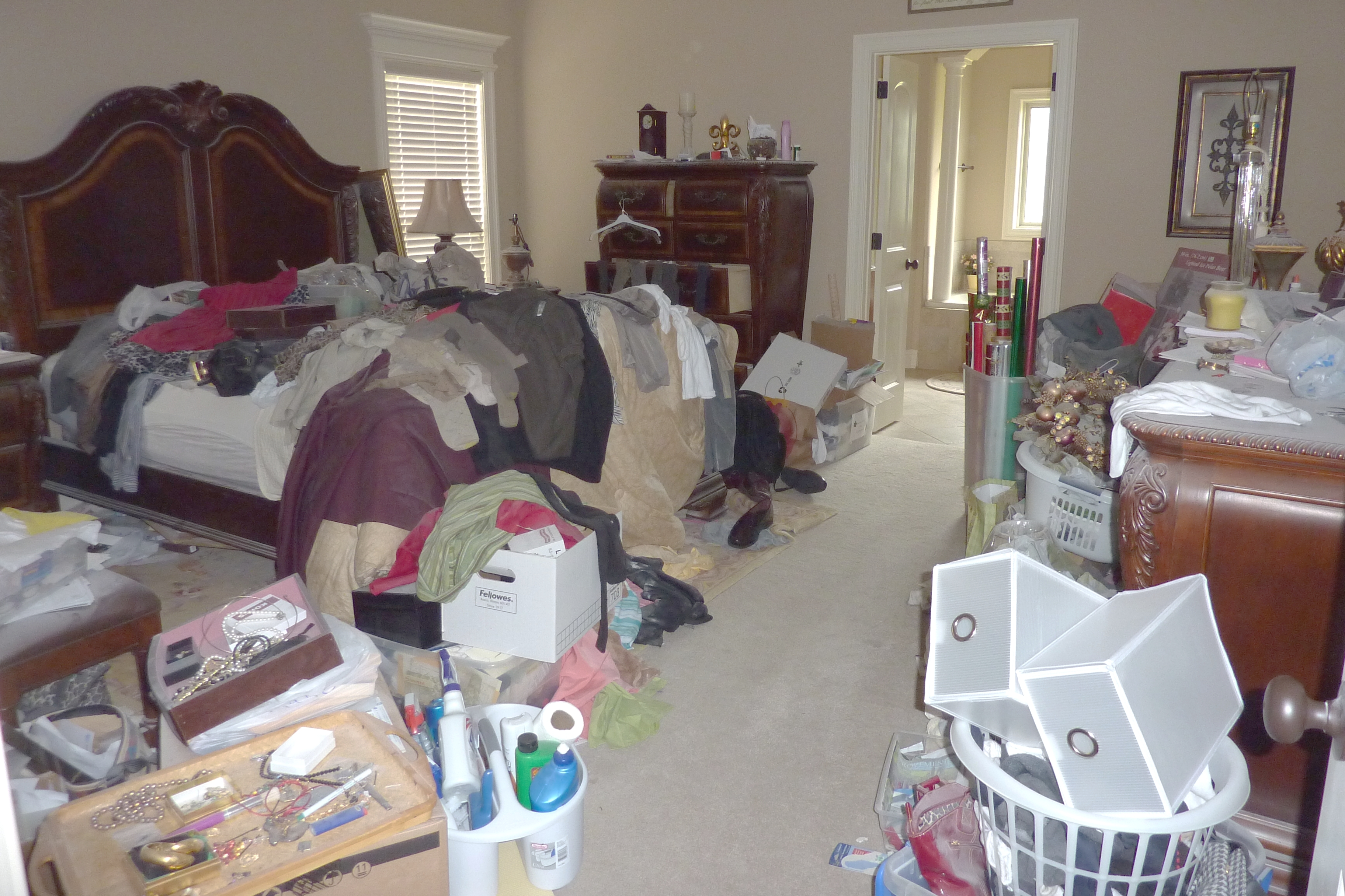 declutter bedroom